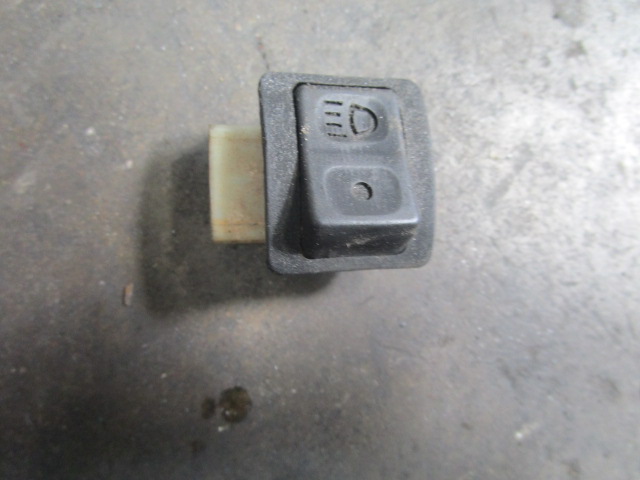 INTERRUPTOR DE LUCES PEUGEOT BUXY 50