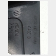 REF. 40520-MELA-0100 CUBIERTA PROTECTORA DE LA CADENA DE TRANSMISION (2#) HONDA CBR 1000 RR '04/'05 4