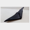 TAPA LATERAL IZQUIERDA BAJO ASIENTO (1) ( 83700-MEEG-D000 ) SEGUN FOTOGRAFIAS HONDA CBR 600 RR '05/'06 (PC37) 1