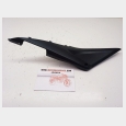 TAPA LATERAL DERECHA BAJO ASIENTO (1#) ( 83600-MEEG-D000 ) SEGUN FOTOGRAFIAS HONDA CBR 600 RR '05/'06 (PC37)
