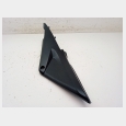TAPA LATERAL DERECHA BAJO ASIENTO (1#) ( 83600-MEEG-D000 ) SEGUN FOTOGRAFIAS HONDA CBR 600 RR '05/'06 (PC37) 2