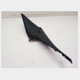TAPA LATERAL DERECHA BAJO ASIENTO (2#) ( NO DE ORIGEN ) ( REF. DE ORIGEN HONDA : 83600-MEEG-D000 ) SEGUN FOTOGRAFIAS HONDA CBR 600 RR '05/'06 (PC37) 4