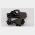 SOPORTE DEL POSAPIE DELANTERO DERECHO KYMCO QUANNON 125 6