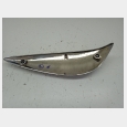 EMBELLECEDOR IZQUIERDO BAJO DEPOSITO (5#) KYMCO VENOX 250 CARBURACION 6