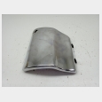 TAPA EMBELLECEDORA DE LA CAJA DE HERRAMIENTAS (1) ( IZQUIERDA ) ( 47440-10F00-000 ) SEGUN FOTOGRAFIAS SUZUKI INTRUDER 1500 '06 (VL1500K6)(E2) 3