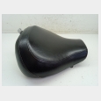 ASIENTO DELANTERO (1) ( 45100-10FA1-P8Z ) (CON DESPERFECTOS, SEGUN FOTOGRAFIAS ) SUZUKI INTRUDER 1500 '06 (VL1500K6)(E2) 5
