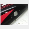 TAPA COLIN TRASERA IZQUIERDA (1) ( 47211-33E0 ) CON DESPERFECTOS SEGUN FOTOGRAFIAS SUZUKI GSX-R 600 '97/'00 SRAD 2