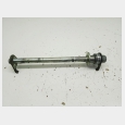 EJE DE LA RUEDA TRASERA (M1) SEGUN FOTOGRAFIAS SUZUKI GS 500 E '05 (GS500K5) (P3) 3