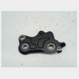 SOPORTE / ADAPTADOR ESTRIBO DELANTERO DERECHO (1) ( B34274A40000 ) SEGUN FOTOGRAFIAS YAMAHA MT-07 '19/'20 (MTN690-A) 2