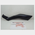 TAPA LATERAL IZQUIERDA CENTRAL (2) ( BL1-F1711-00 ) SEGUN FOTOGRAFIAS YAMAHA X-MAX 125 I.E. '18/'20 (YP125R)
