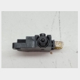 SENSOR / INTERRUPTOR DEL FRENO DELANTERO (1) SEGUN FOTOGRAFIAS YAMAHA X-MAX 125 I.E. '18/'20 (YP125R) 3