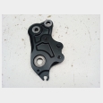 SOPORTE / ADAPTADOR ESTRIBO DELANTERO DERECHO (1) SEGUN FOTOGRAFIAS YAMAHA MT-07 '23 (MTN690-U) 2